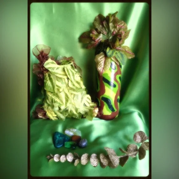 Hand Crafted Eternal Tree Gypsy Bottle Nature Vibes (Glass Bottle) - Picture 1 of 15